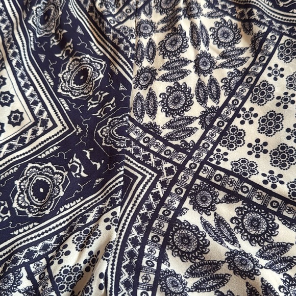 Pattern Romper - Size Large - Picture 3 of 12